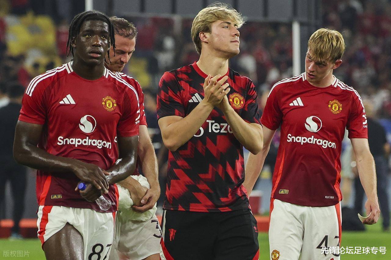 葡超清晨再迎强敌，曼城官宣签约，主帅态度：态度坚定，纪律约束更严格(陈出新个人简历)